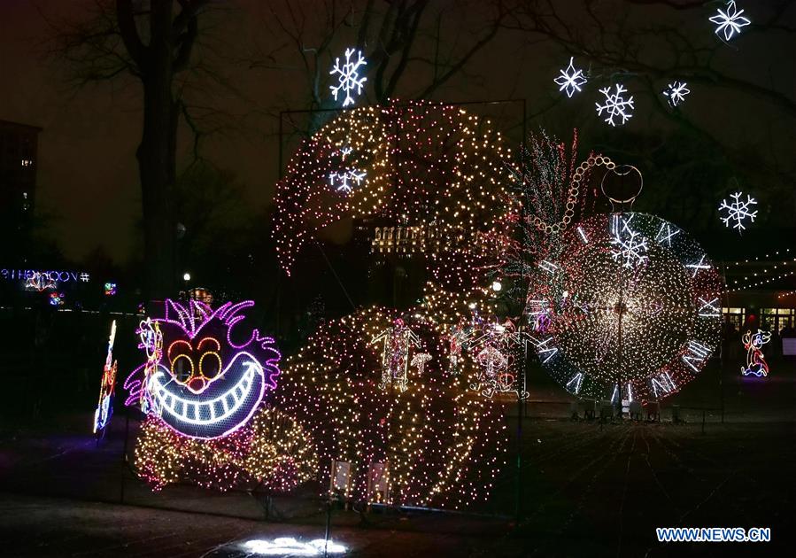 U.S.-CHICAGO-LINCOLN PARK ZOO-ILLUMINATION-CHRISTMAS