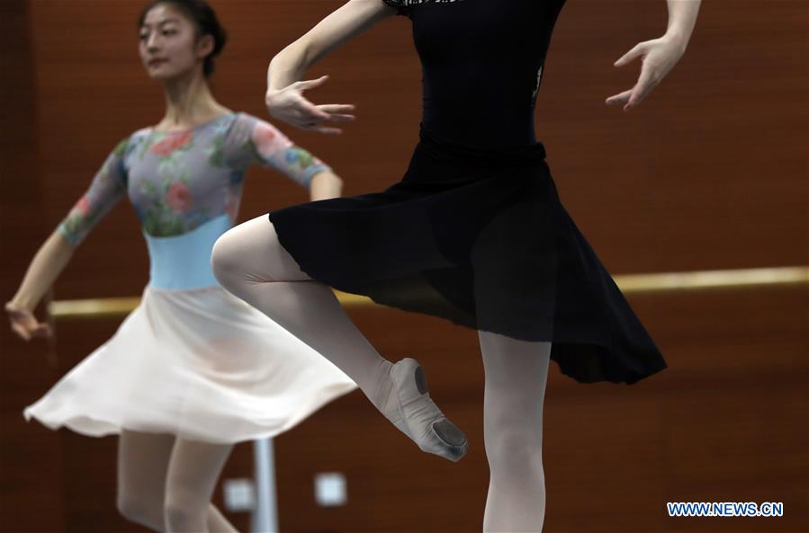 CHINA-SHENYANG-LIAONING BALLET TROUPE (CN)