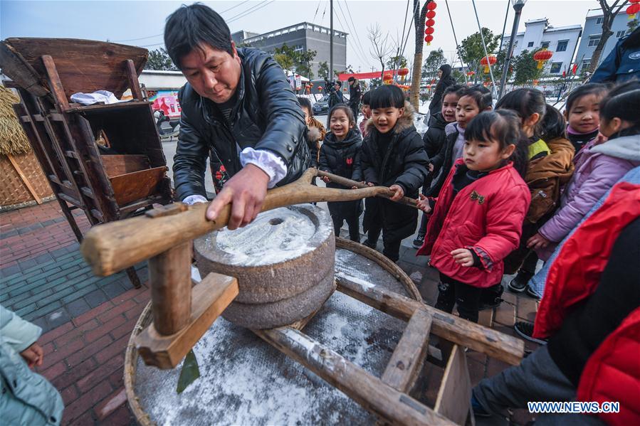 CHINA-HANGZHOU-LUNAR NEW YEAR (CN)