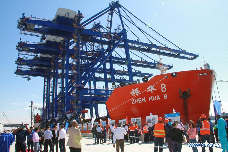 NAMIBIA-WALVIS BAY-CHINA MADE-CRANES