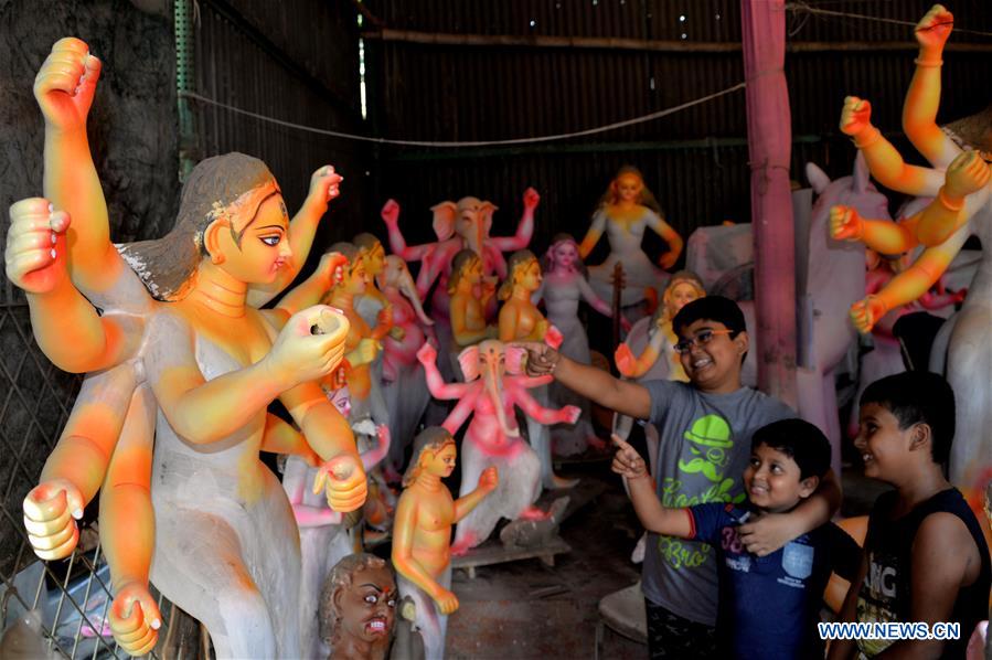 BANGLADESH-DHAKA-HINDU-DURGA-FESTIVAL