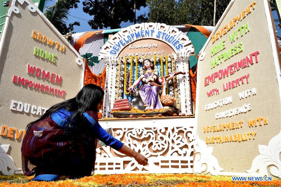 BANGLADESH-DHAKA-HINDU-FESTIVAL