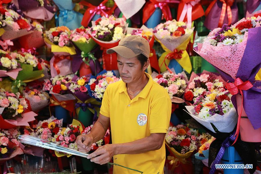 THE PHILIPPINES-MANILA-FLOWER SHOPS