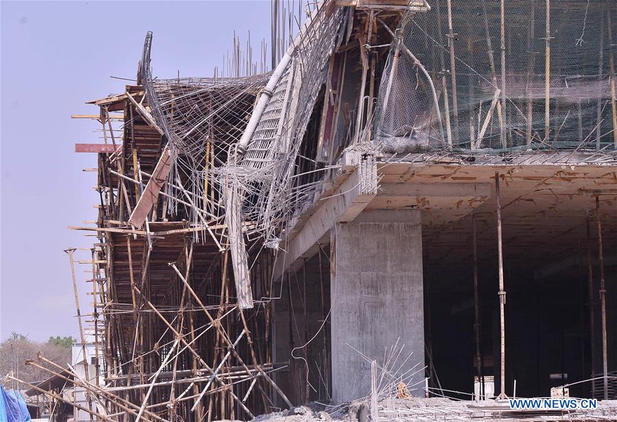 INDIA-BENGALURU-UNDER-CONSTRUCTION CAR PARKING BUILDING-COLLAPSE