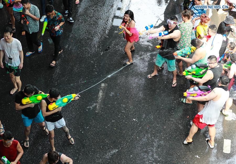 THAILAND-BANGKOK-SONGKRAN FESTIVAL-WATER FIGHT