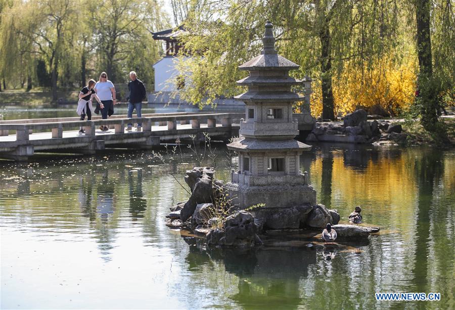 GERMANY-BERLIN-GARDENS OF THE WORLD-CHINESE GARDEN