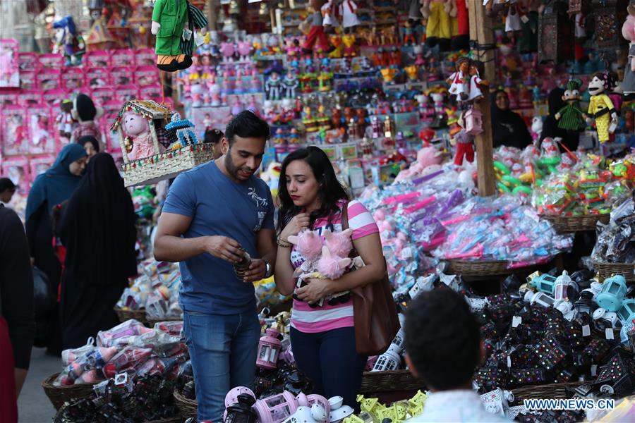 EGYPT-CAIRO-RAMADAN-FANOOS