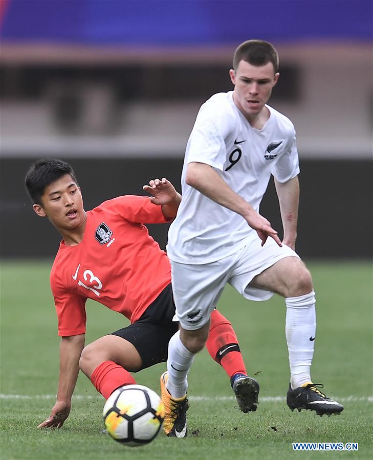 (SP)CHINA-CHENGDU-FOOTBALL-PANDA CUP INTERNATIONAL YOUTH TOURNAMENT-KOR U18 VS NZL U18 (CN)