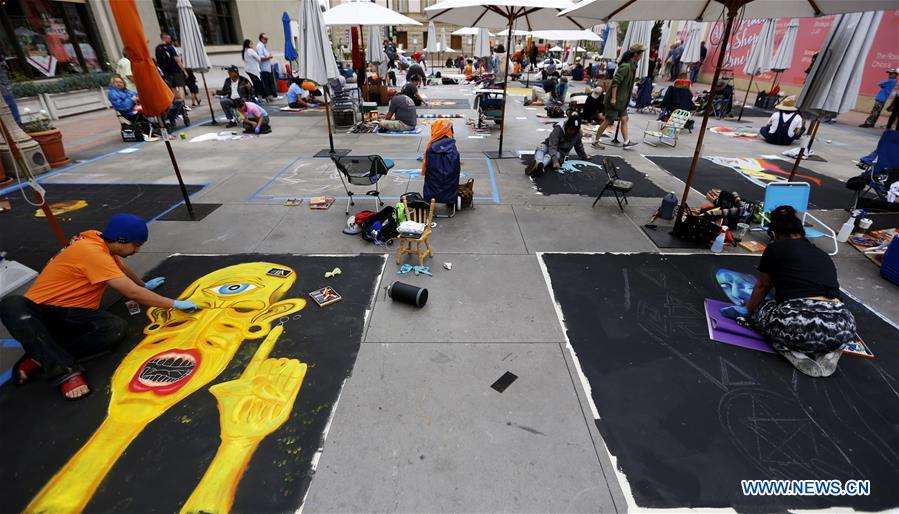 U.S.-LOS ANGELES-CHALK FESTIVAL