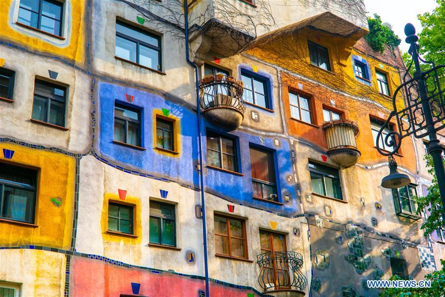 AUSTRIA-VIENNA-HUNDERTWASSER HOUSE