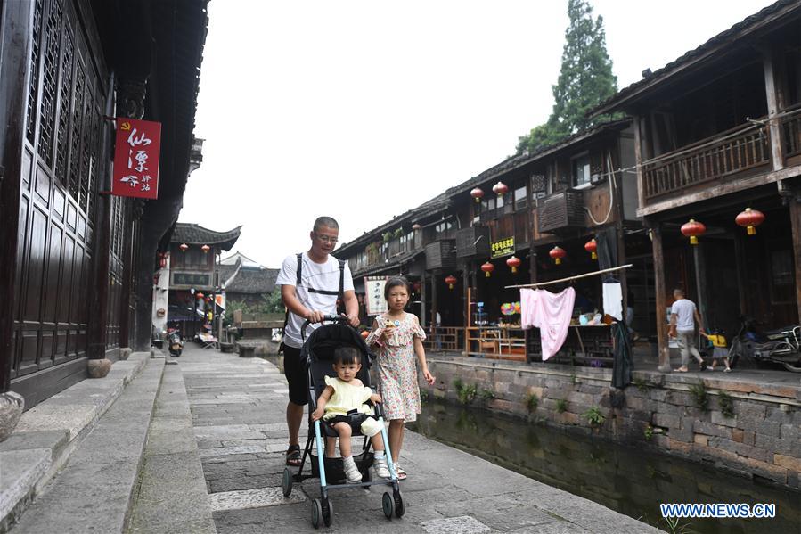 CHINA-ZHEJIANG-XINSHI TOWN-DAILY LIFE (CN)