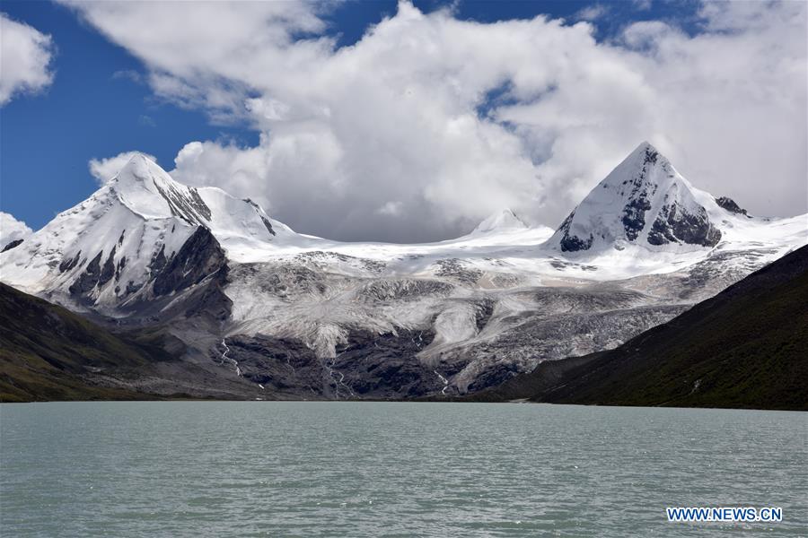 CHINA-TIBET-SNOW MOUNTAIN (CN)