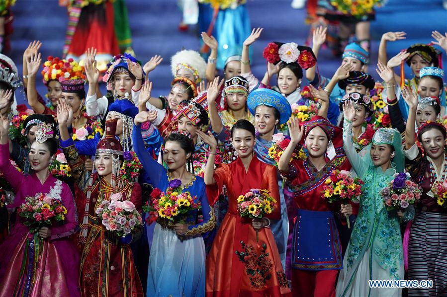 (SP)CHINA-ZHENGZHOU-NATIONAL TRADITIONAL GAMES OF ETHNIC MINORITIES-OPENING CEREMONY (CN)