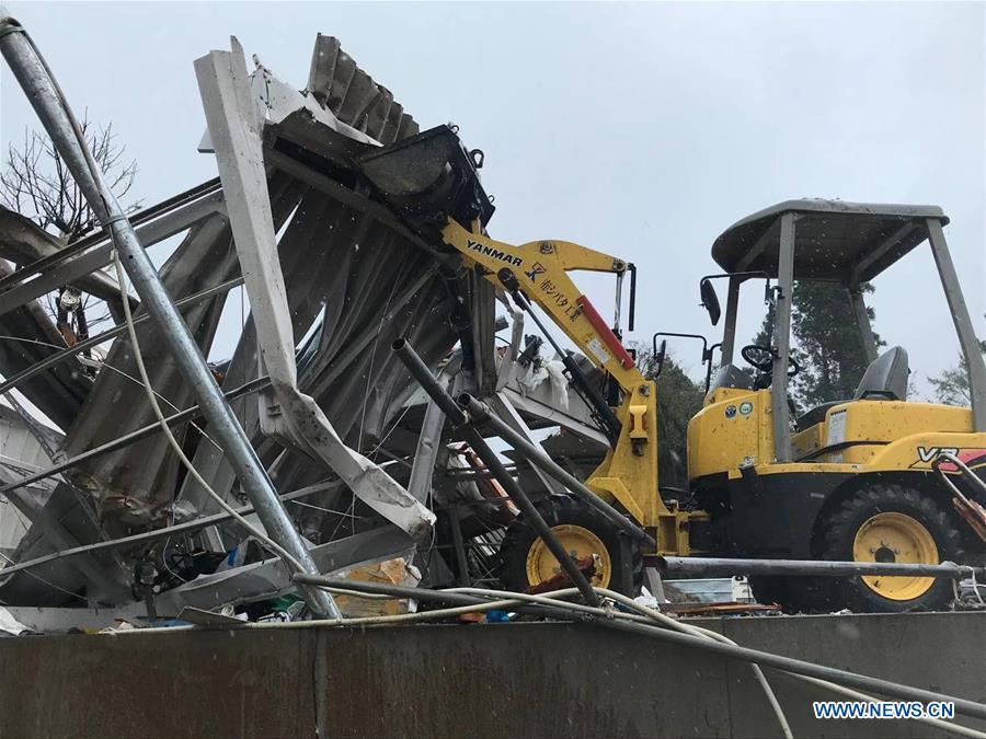 (SPOT NEWS)JAPAN-CHIBA-TORNAD-TYPHOON HAGIBIS