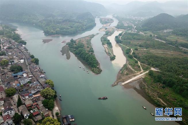 （環(huán)境）（4）浙江：在長江經(jīng)濟帶建設中發(fā)揮生態(tài)文明建設示范區(qū)作用