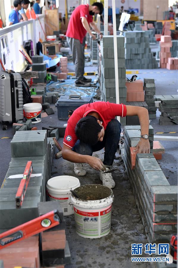 （新華全媒頭條·圖文互動）（3）上下合力，聚力破障，開辟“大國工匠”建設(shè)新格局