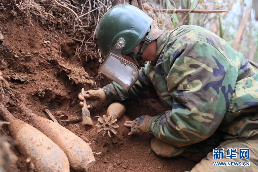 （圖文互動(dòng)）（1）和平年代，離死神最近的人——南部戰(zhàn)區(qū)陸軍云南掃雷大隊(duì)邊境掃雷排爆記事