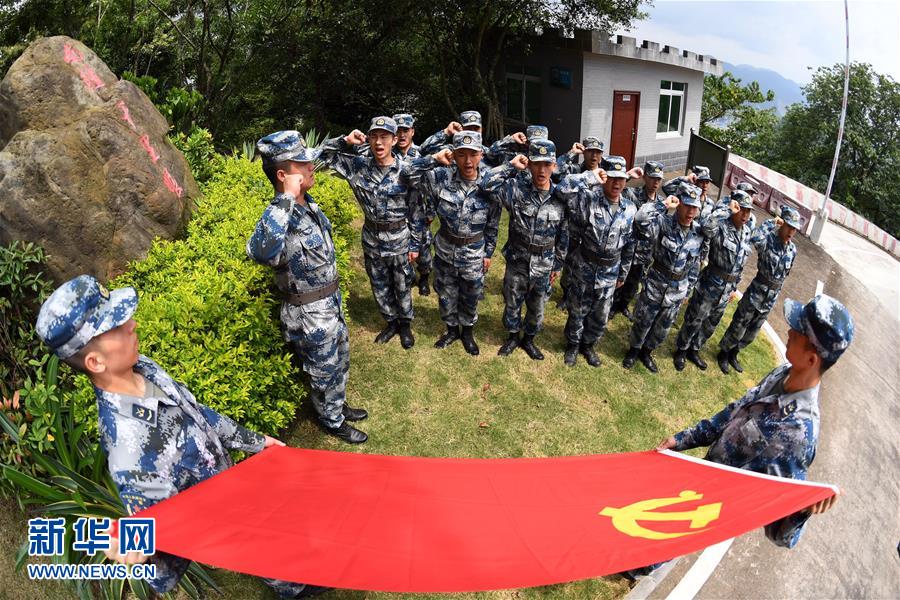 （圖文互動）（3）共和國的“千里眼”——人民空軍雷達兵70年建設(shè)發(fā)展巡禮