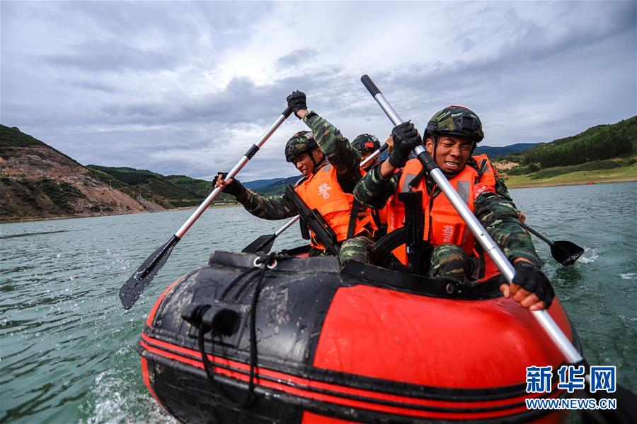 （圖文互動）（1）武警部隊抓好常態(tài)化疫情防控條件下“魔鬼周”極限訓練