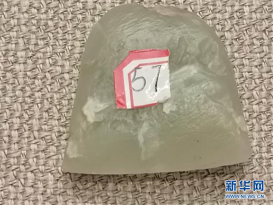 （文化視點·聽文物講故事·圖文互動）（1）豪橫！古人扛著玉斧在羅布泊打獵