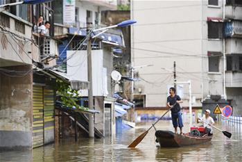 洪水來(lái)時(shí)，那暖心的民間救援